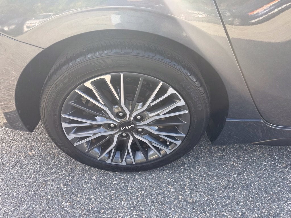 2024 Kia Forte GT-Line Premium package