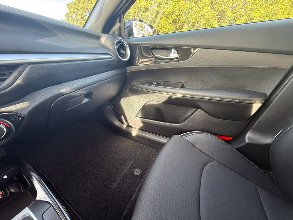 2024 Kia Forte GT-Line Premium package