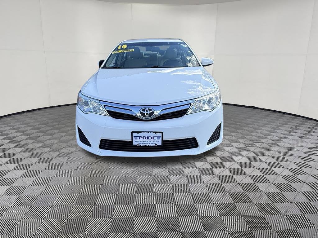 Used 2014 Toyota Camry LE with VIN 4T4BF1FK2ER391093 for sale in Seekonk, MA