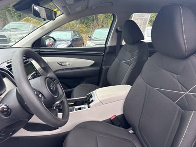 2024 Hyundai TUCSON SE