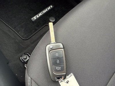 2024 Hyundai TUCSON SE
