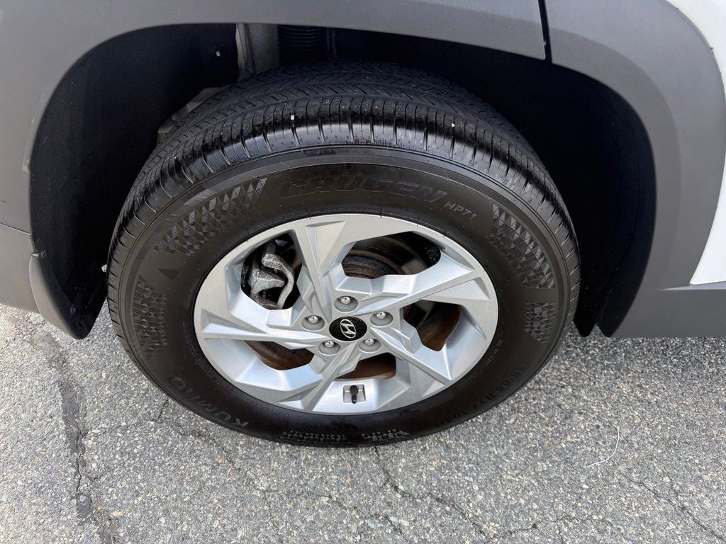 2023 Hyundai TUCSON SE