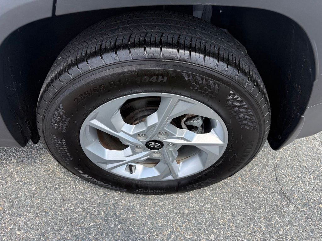 2023 Hyundai TUCSON SE