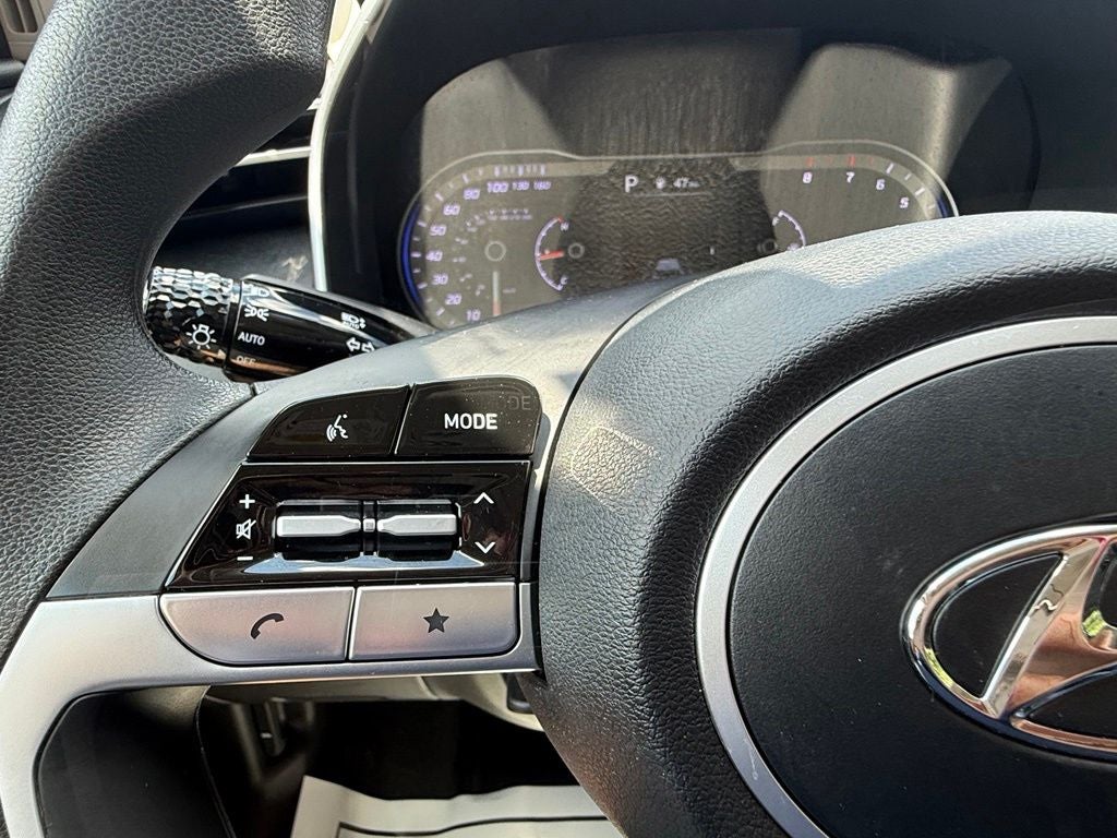 2023 Hyundai TUCSON SE