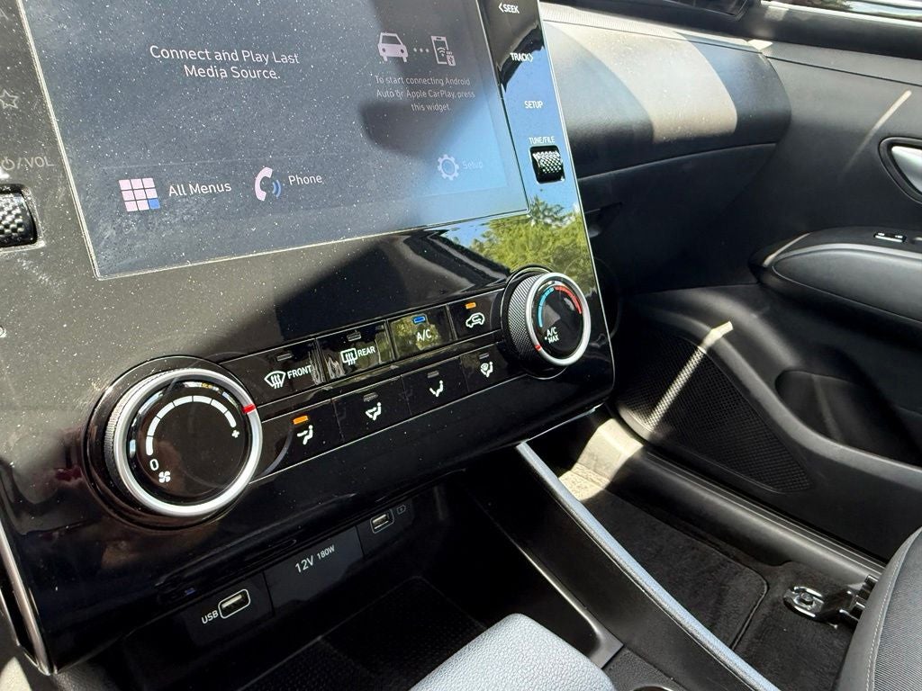 2023 Hyundai TUCSON SE