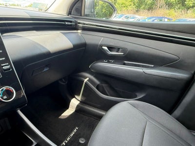 2023 Hyundai TUCSON SE