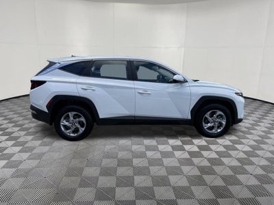 2023 Hyundai TUCSON SE
