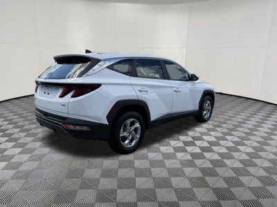 2023 Hyundai TUCSON SE