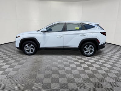 2023 Hyundai TUCSON SE