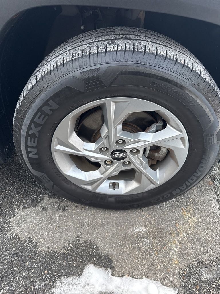 2022 Hyundai TUCSON SE