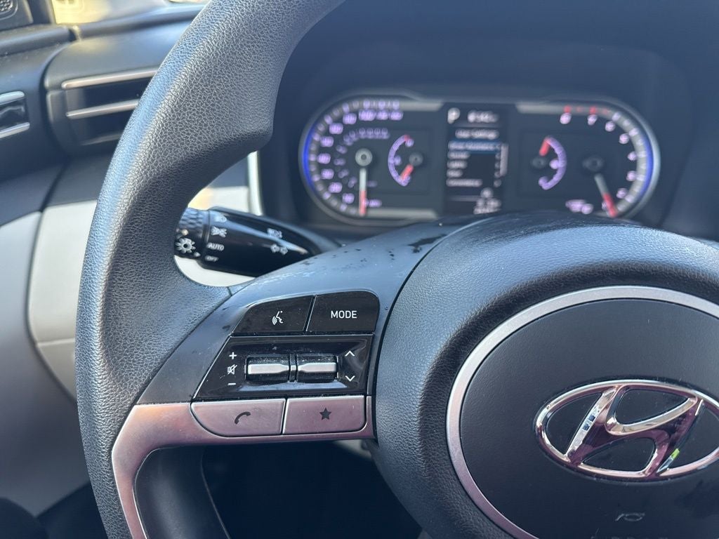 2022 Hyundai TUCSON SE