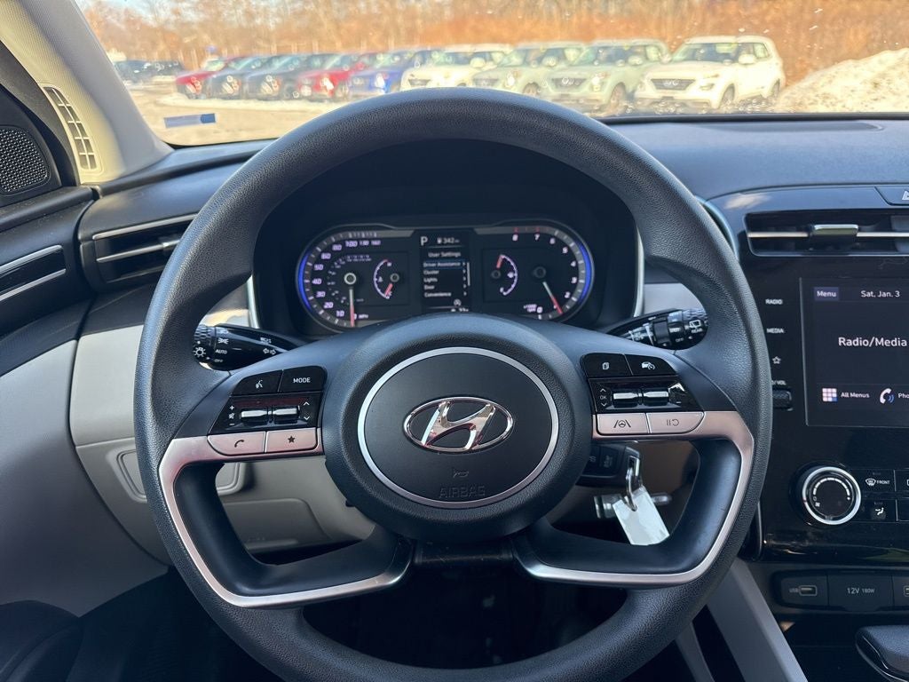 2022 Hyundai TUCSON SE