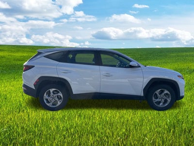 2022 Hyundai TUCSON SE