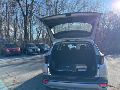 2026 Hyundai TUCSON SE