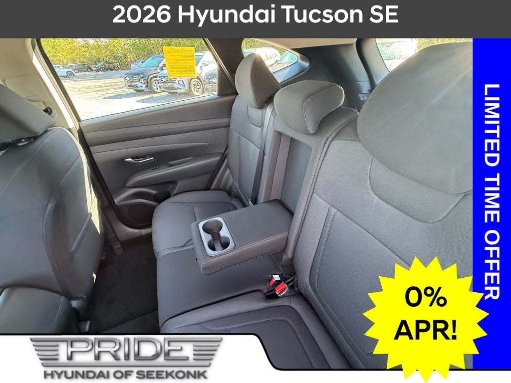 2026 Hyundai TUCSON SE