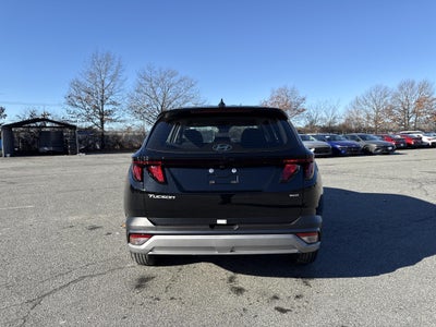 2026 Hyundai TUCSON SE
