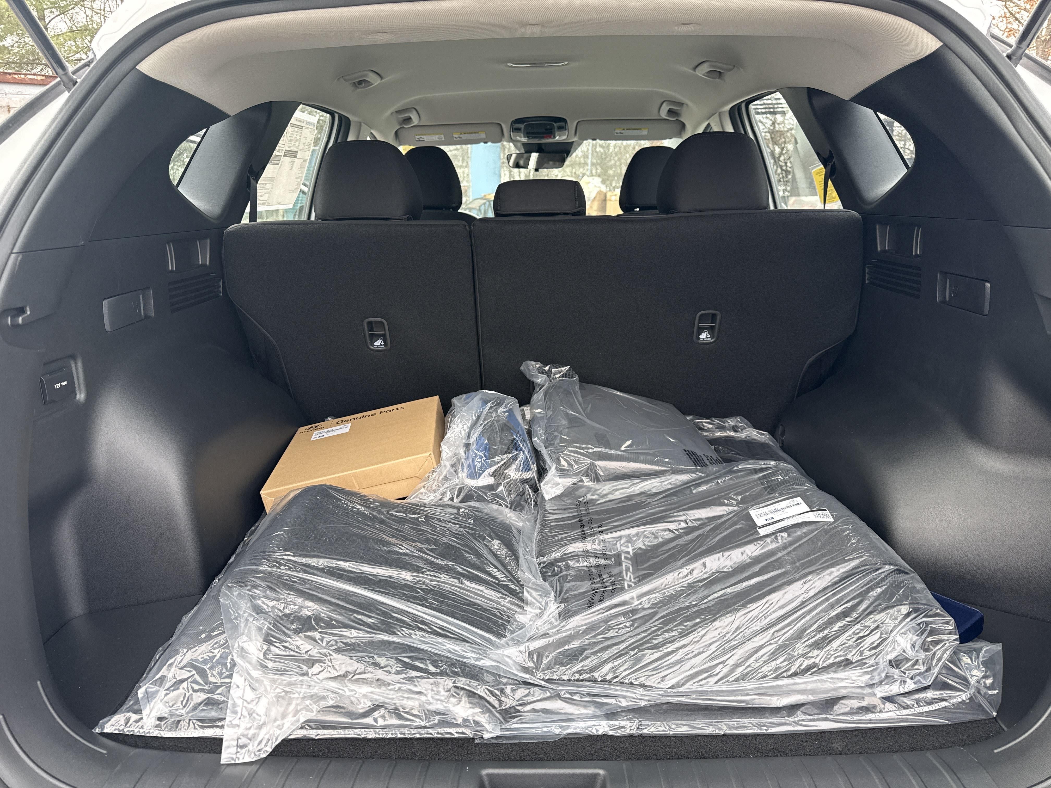 2026 Hyundai TUCSON SE