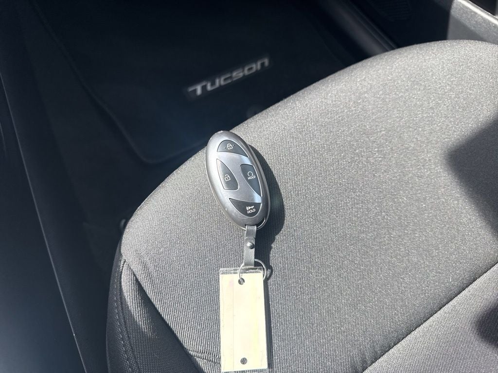 2026 Hyundai TUCSON SE