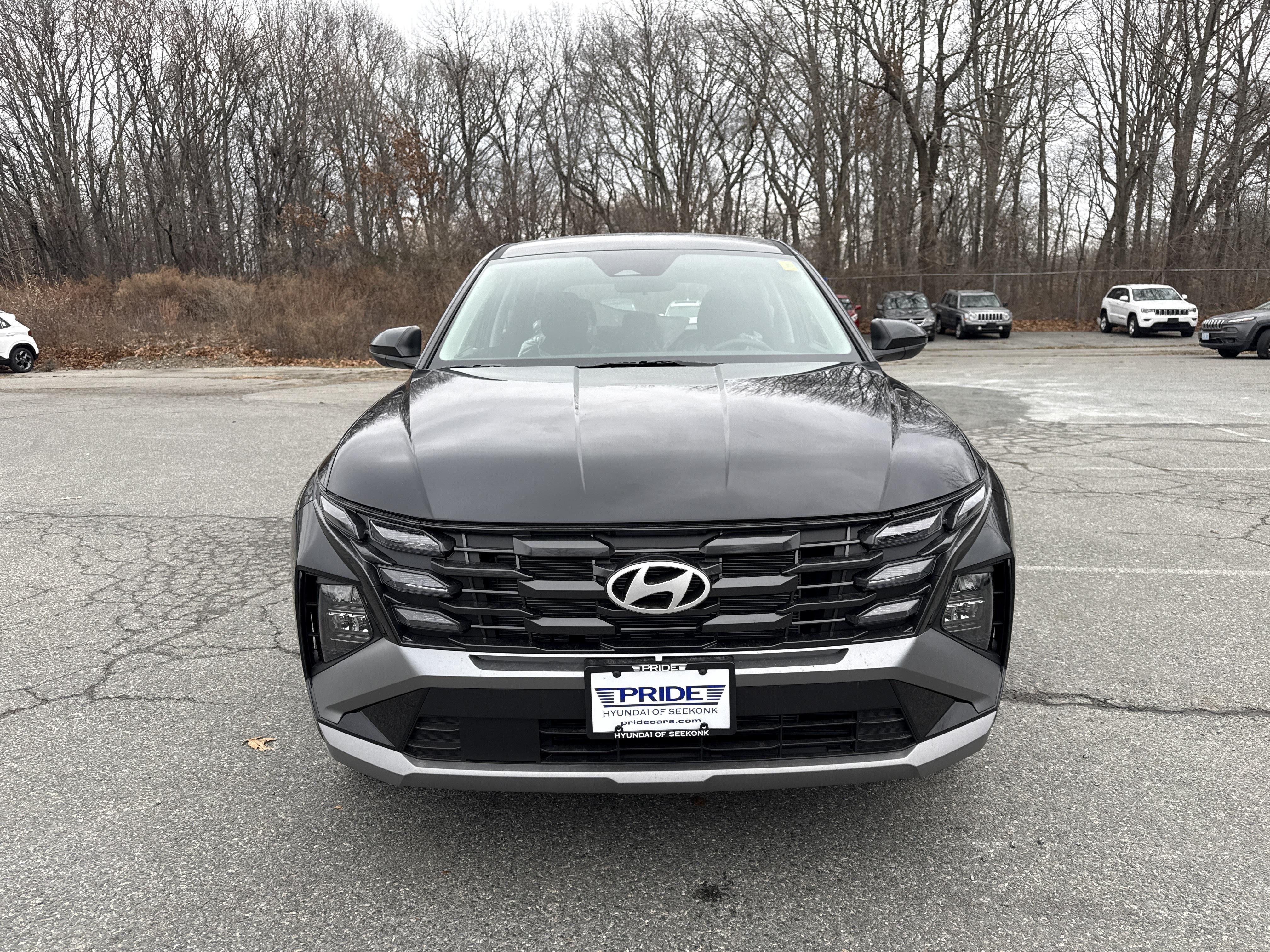 2026 Hyundai TUCSON SE