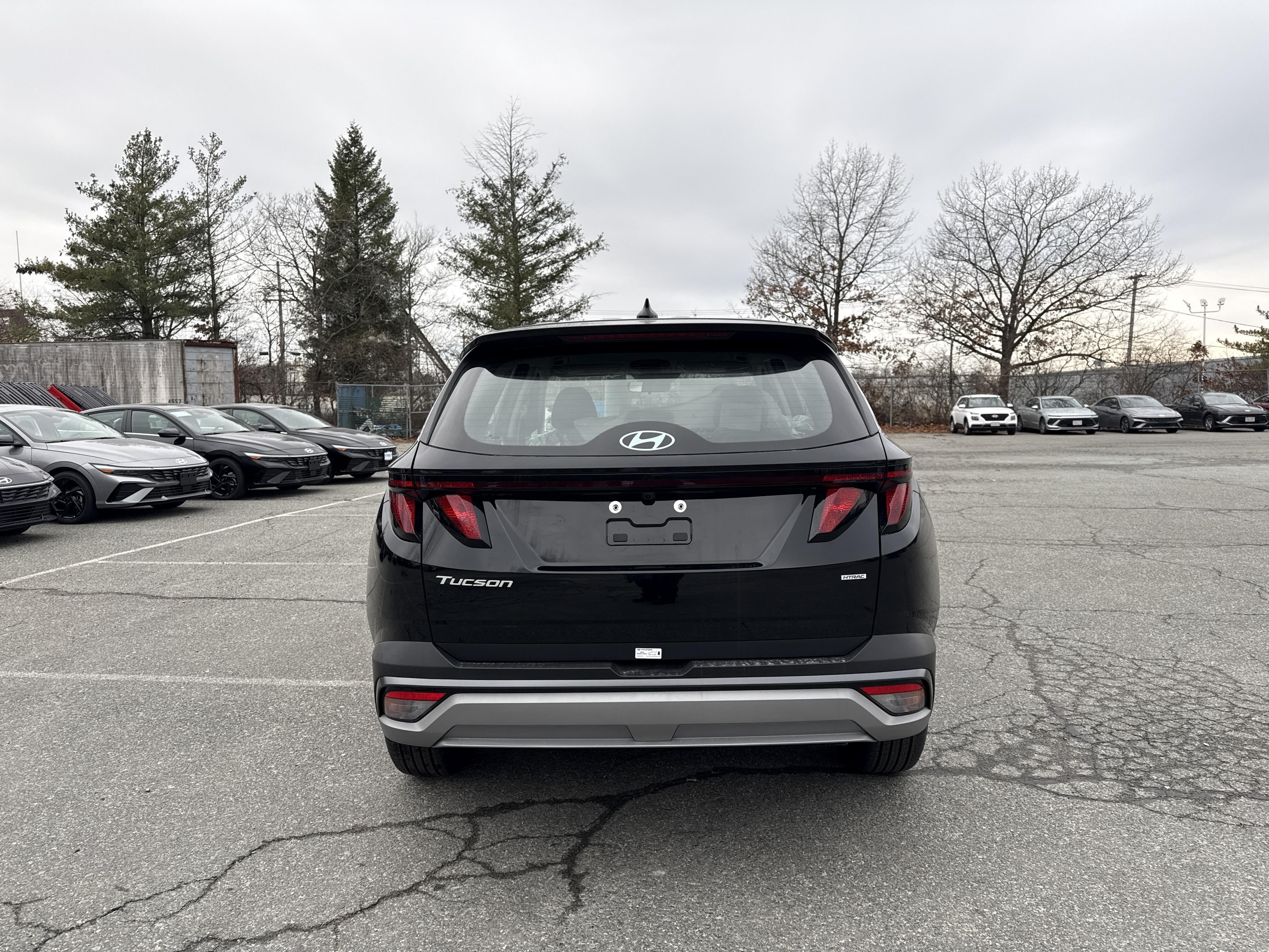 2026 Hyundai TUCSON SE