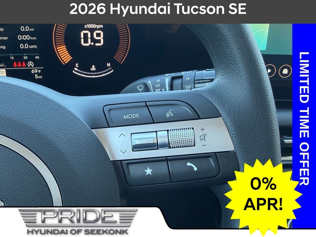 2026 Hyundai TUCSON SE