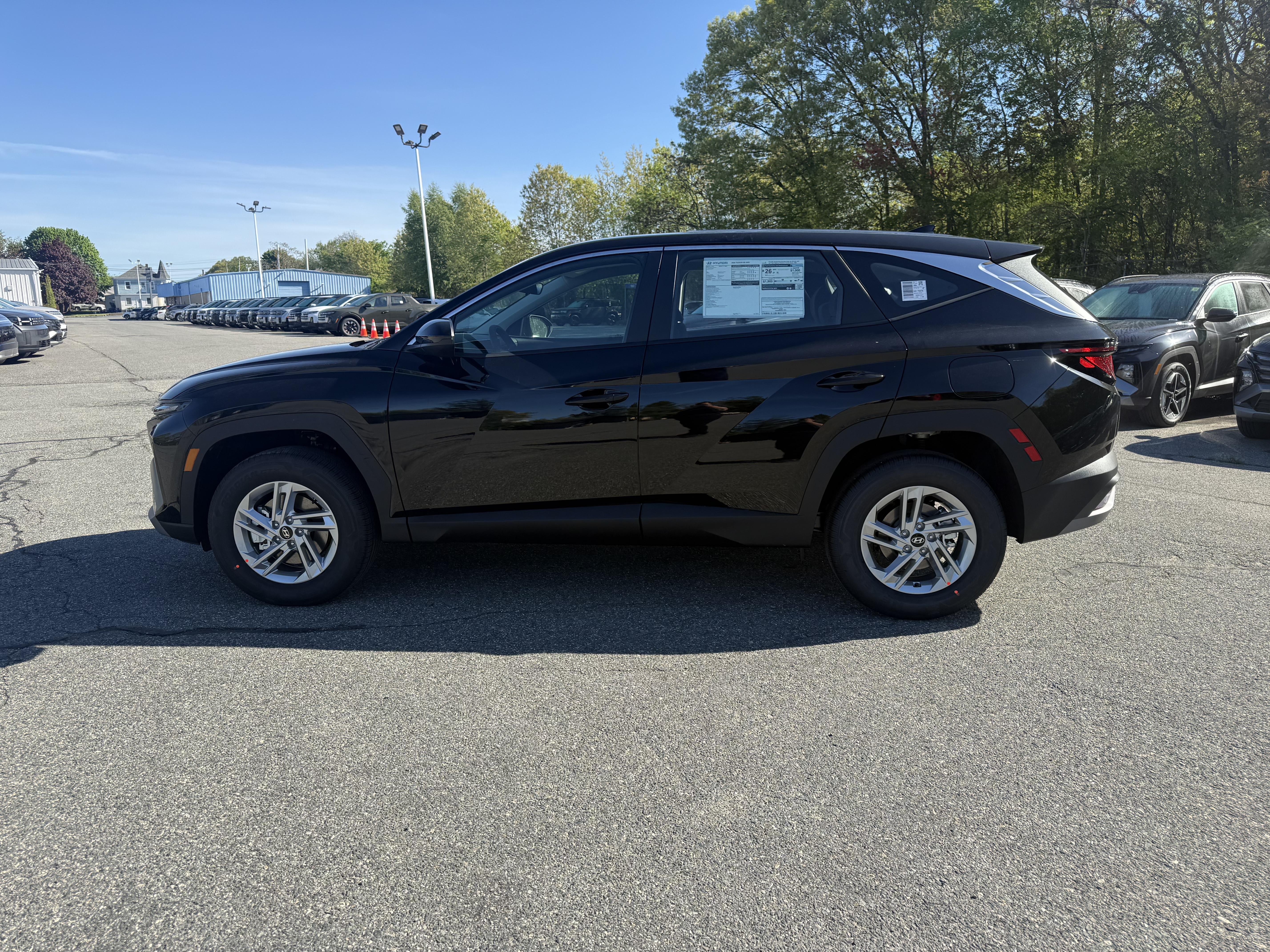 2026 Hyundai TUCSON SE
