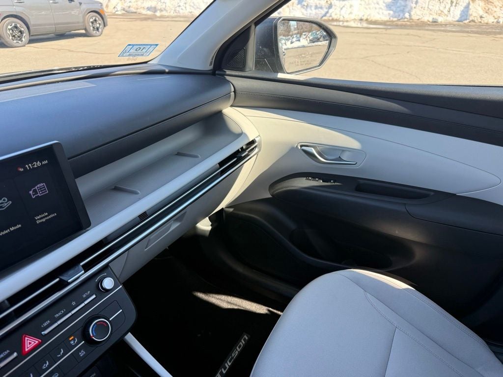 2026 Hyundai TUCSON SE