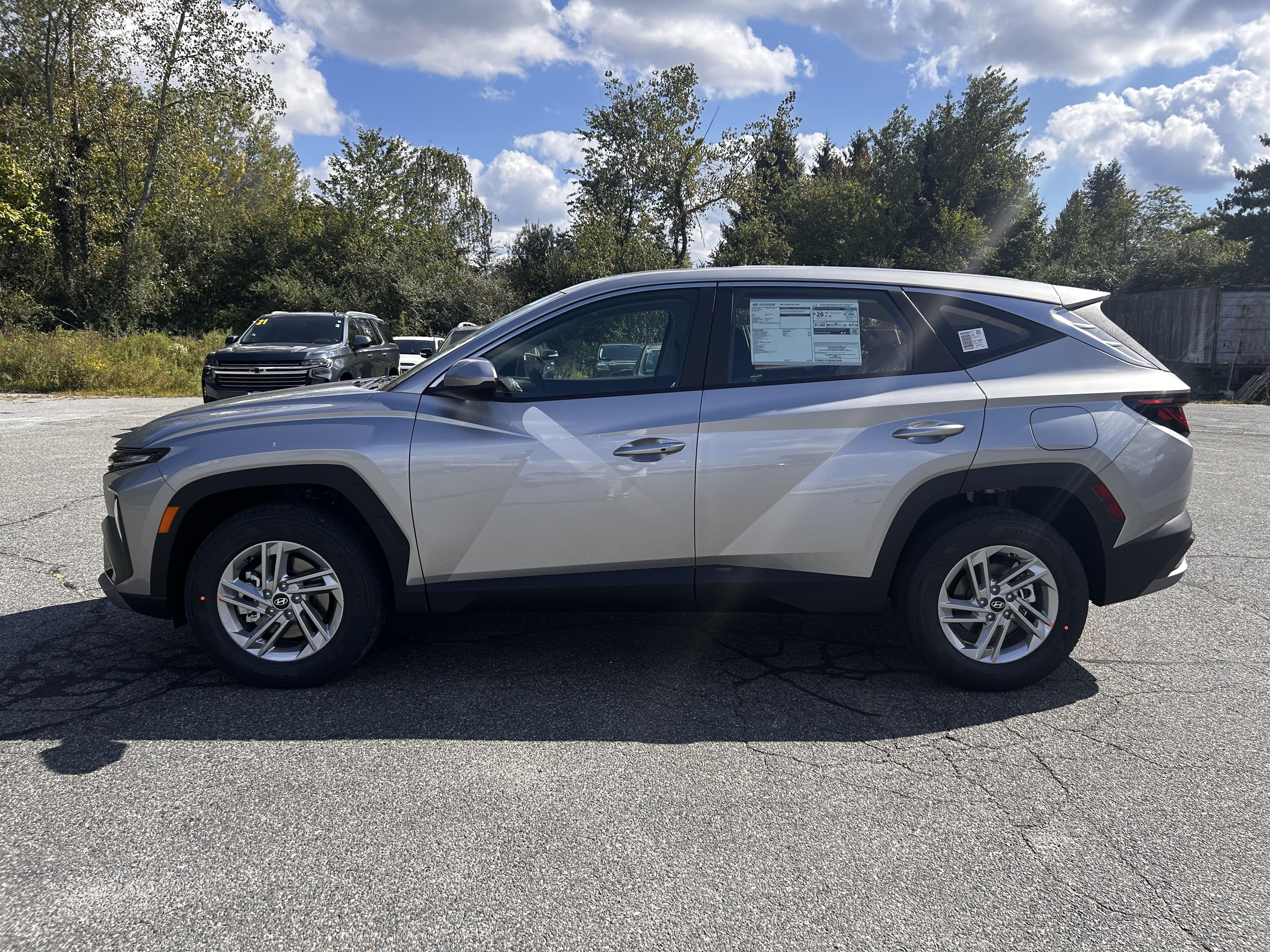 2026 Hyundai TUCSON SE