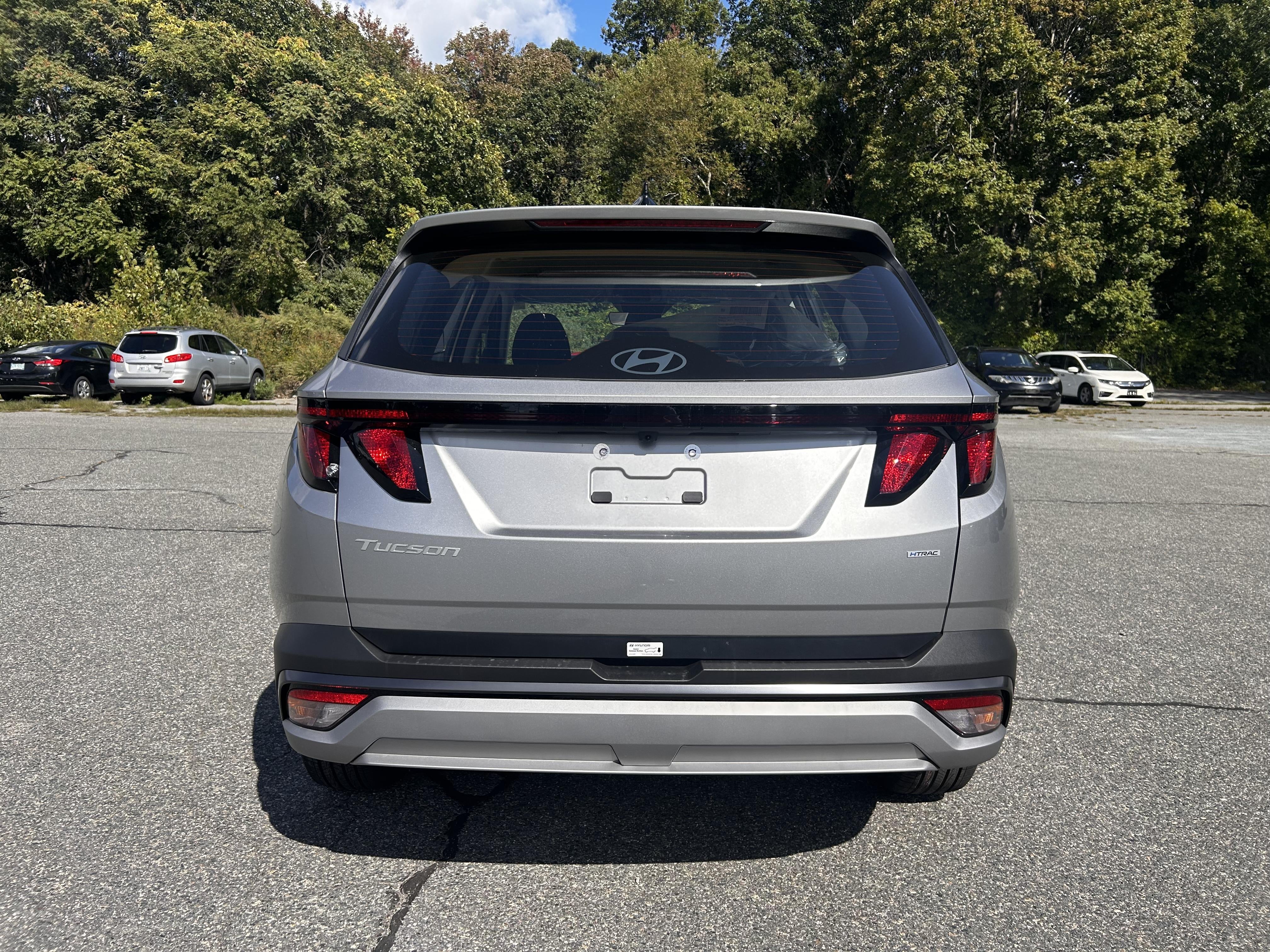 2026 Hyundai TUCSON SE