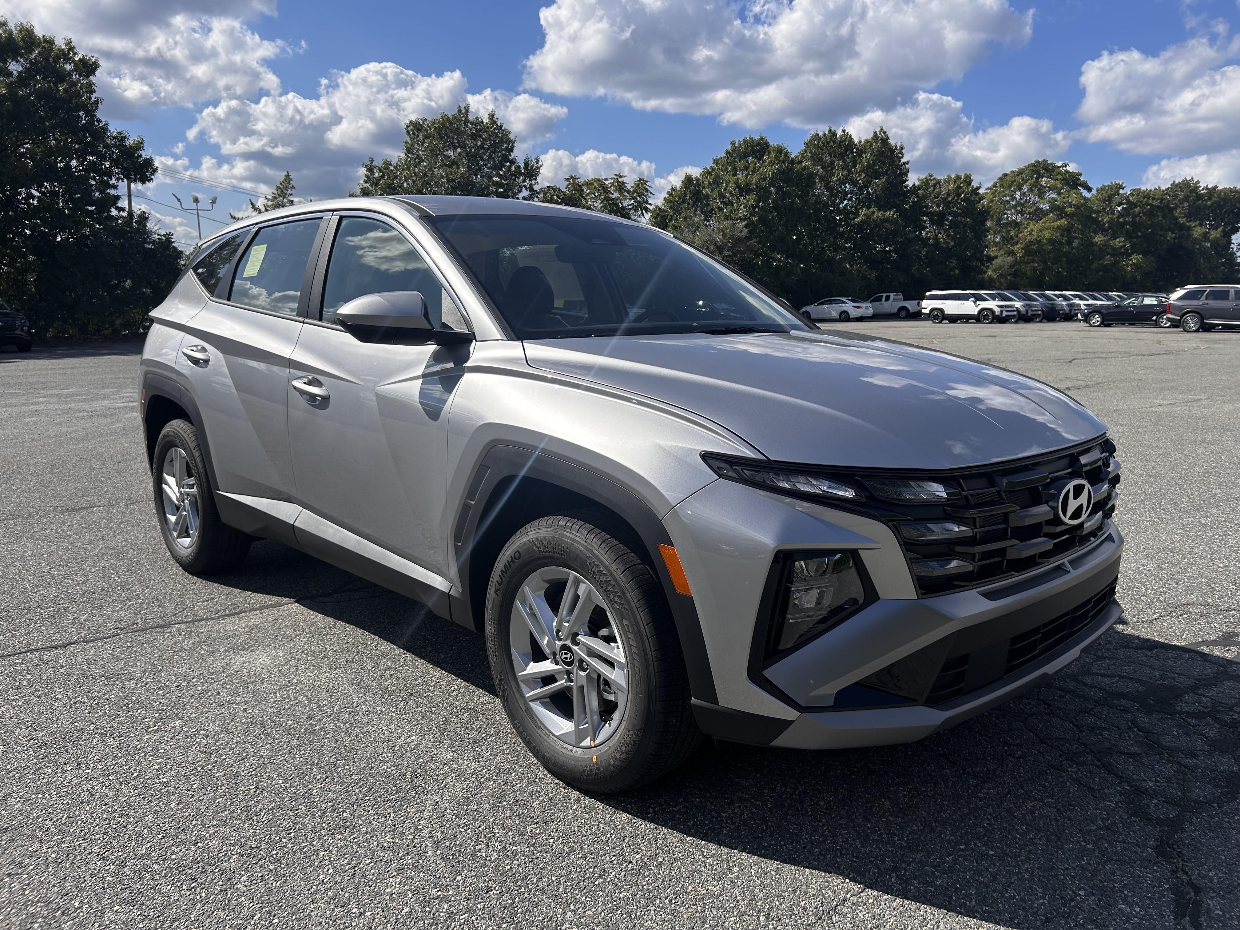 2026 Hyundai TUCSON SE