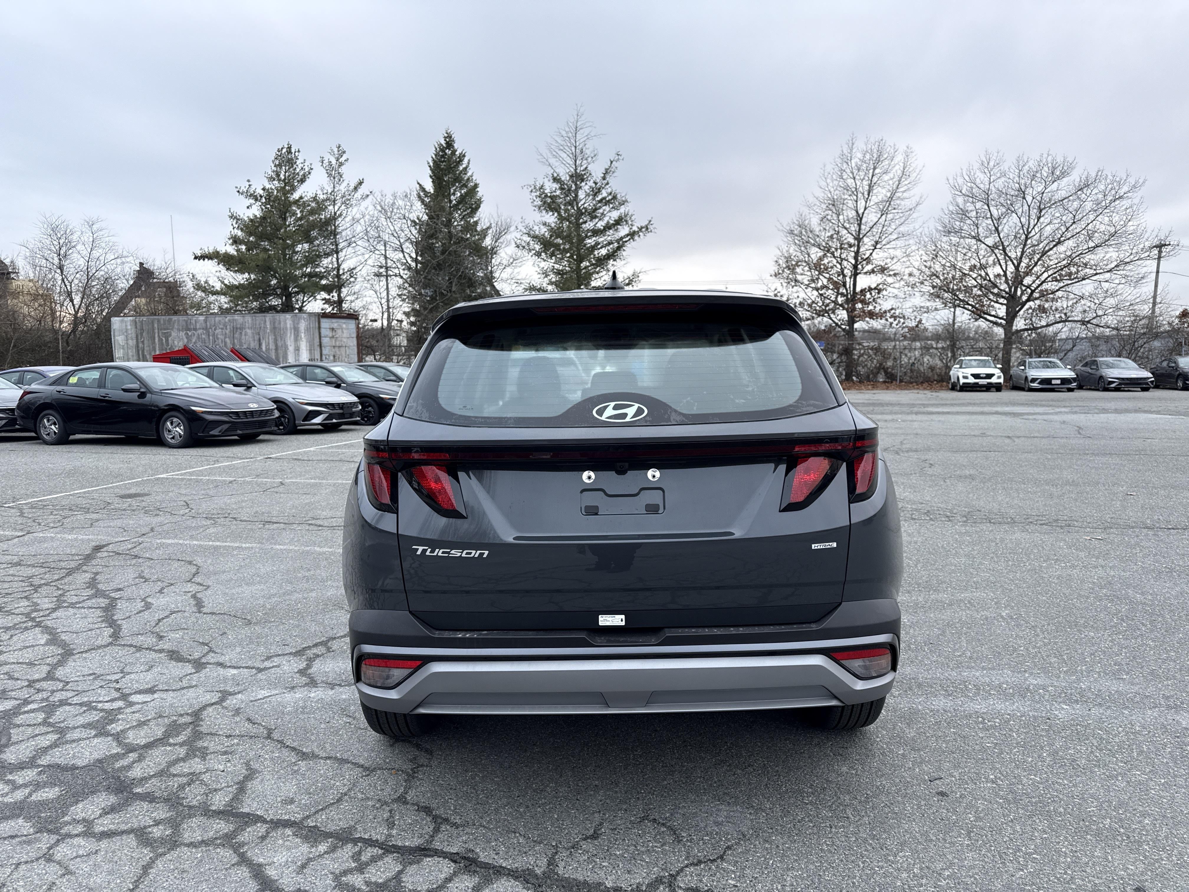 2026 Hyundai TUCSON SE