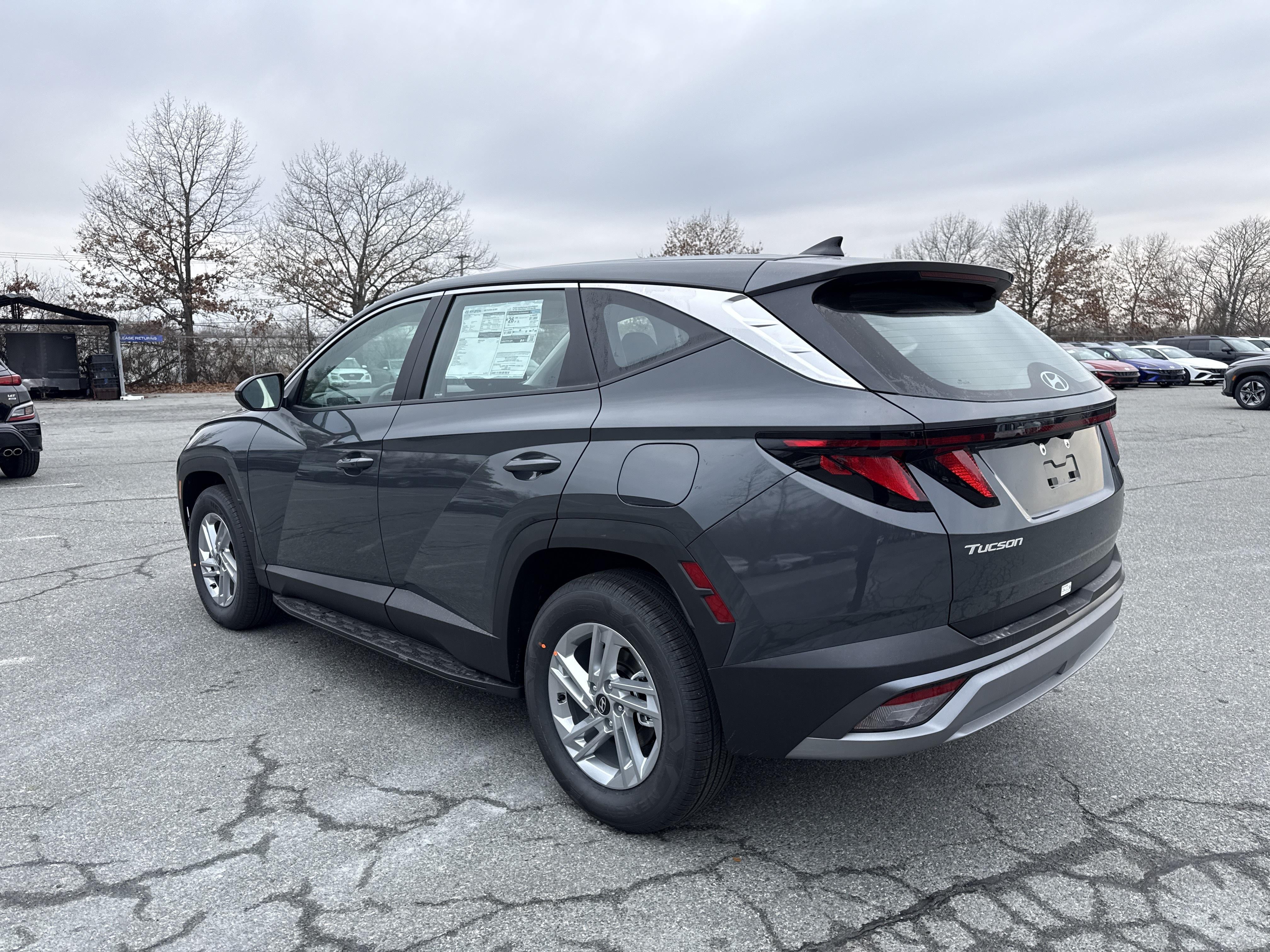 2026 Hyundai TUCSON SE