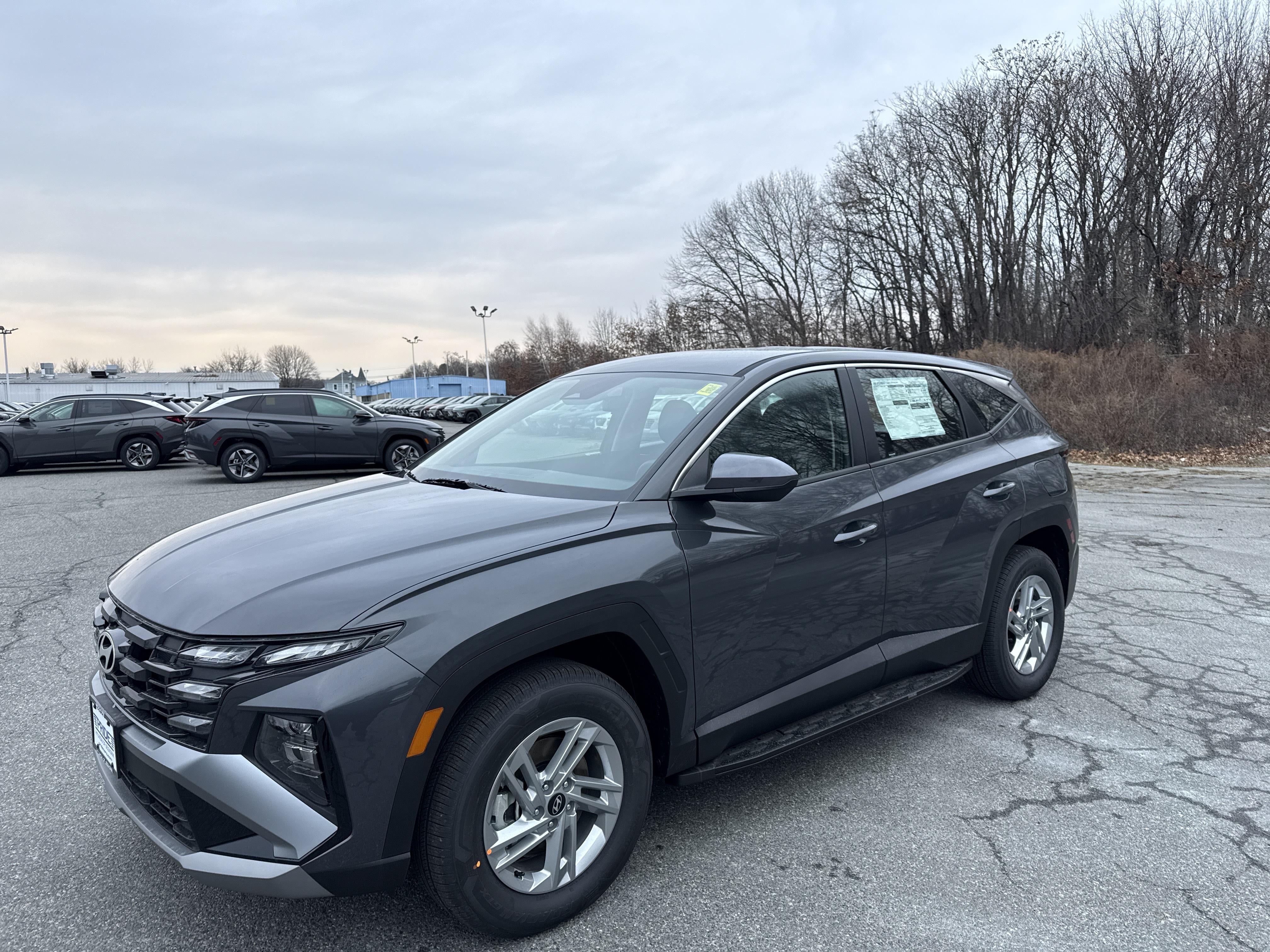 2026 Hyundai TUCSON SE
