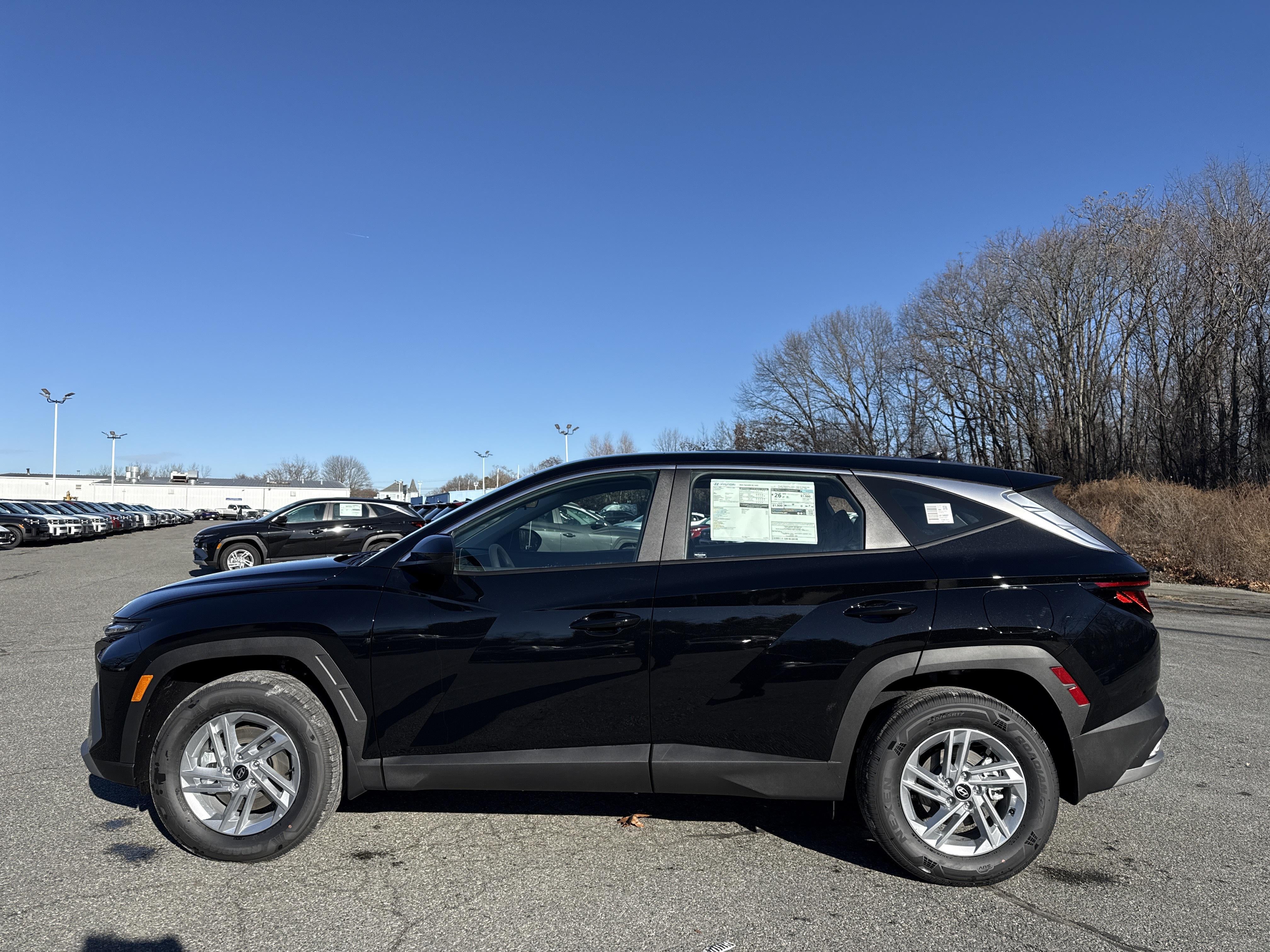 2026 Hyundai TUCSON SE