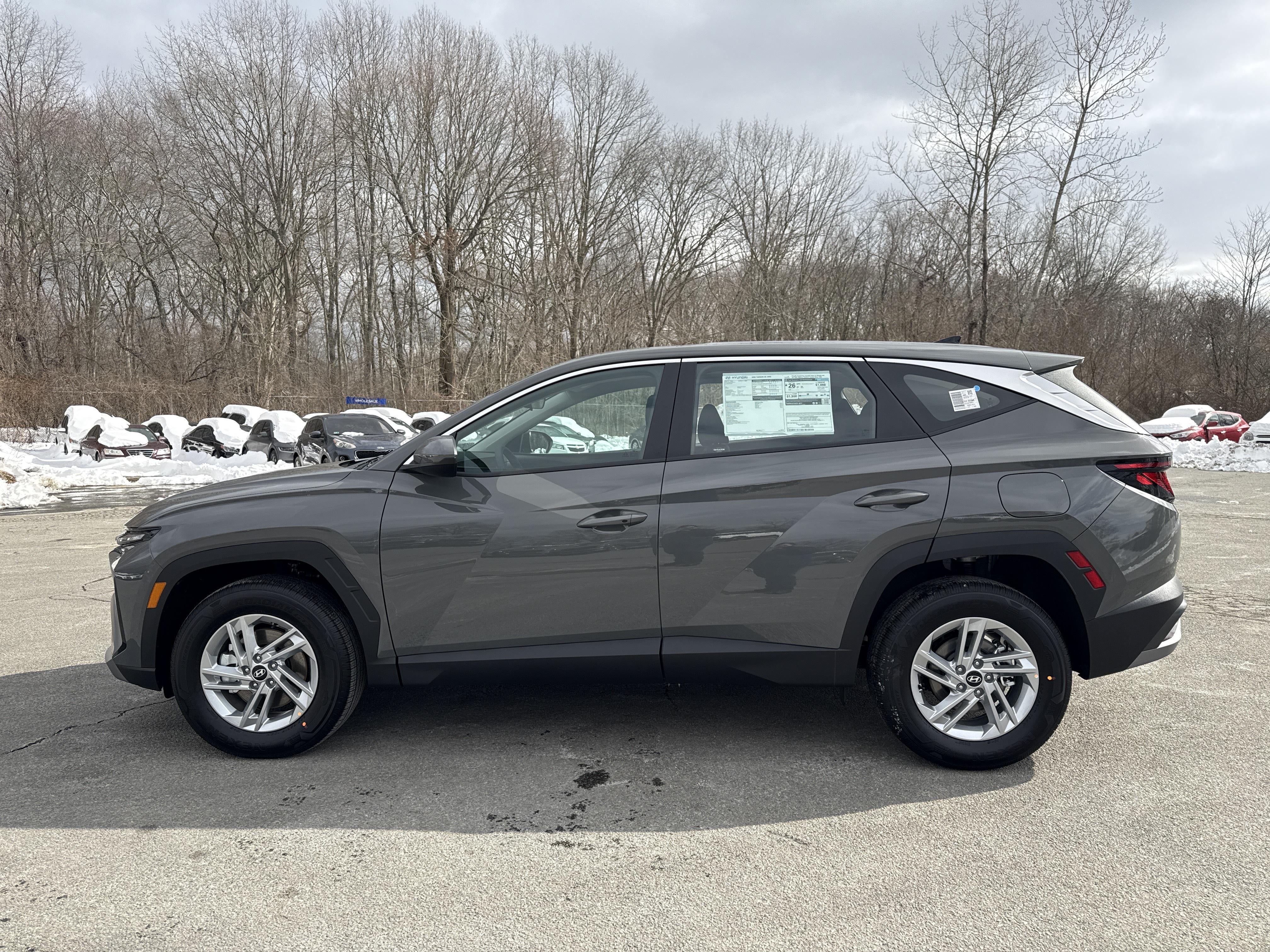 2026 Hyundai TUCSON SE