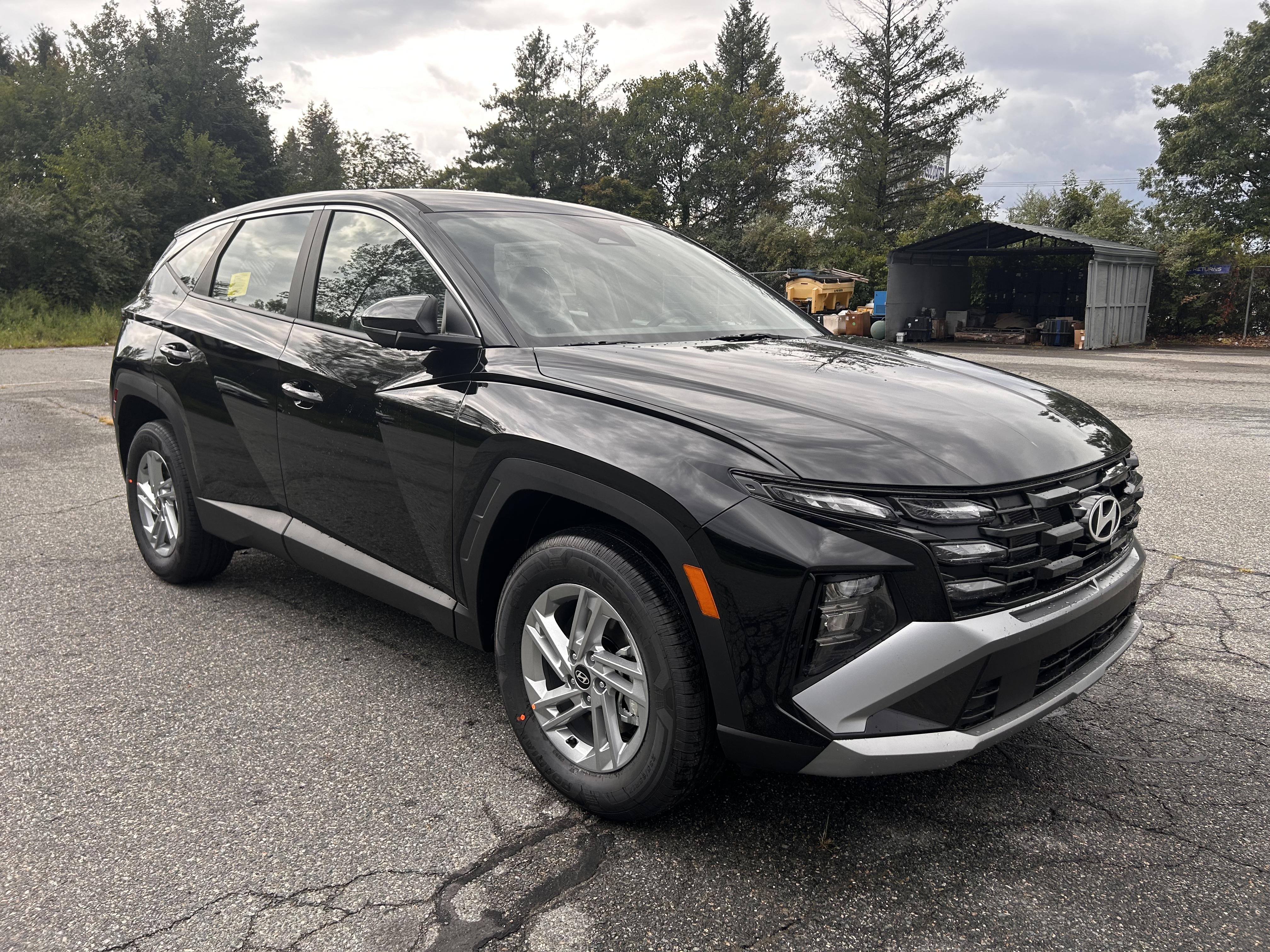 2026 Hyundai TUCSON SE