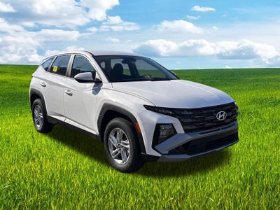 2026 Hyundai TUCSON SE