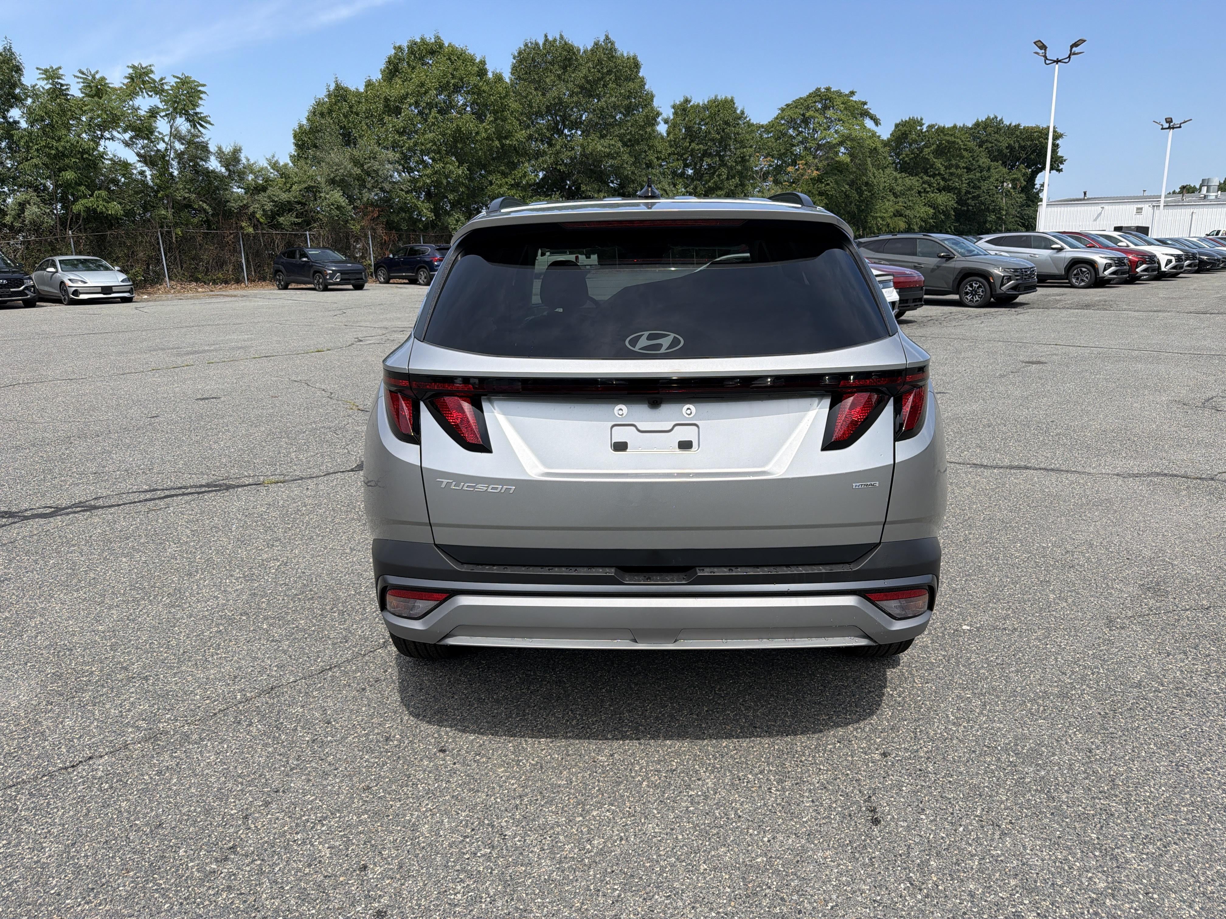 2026 Hyundai TUCSON SEL