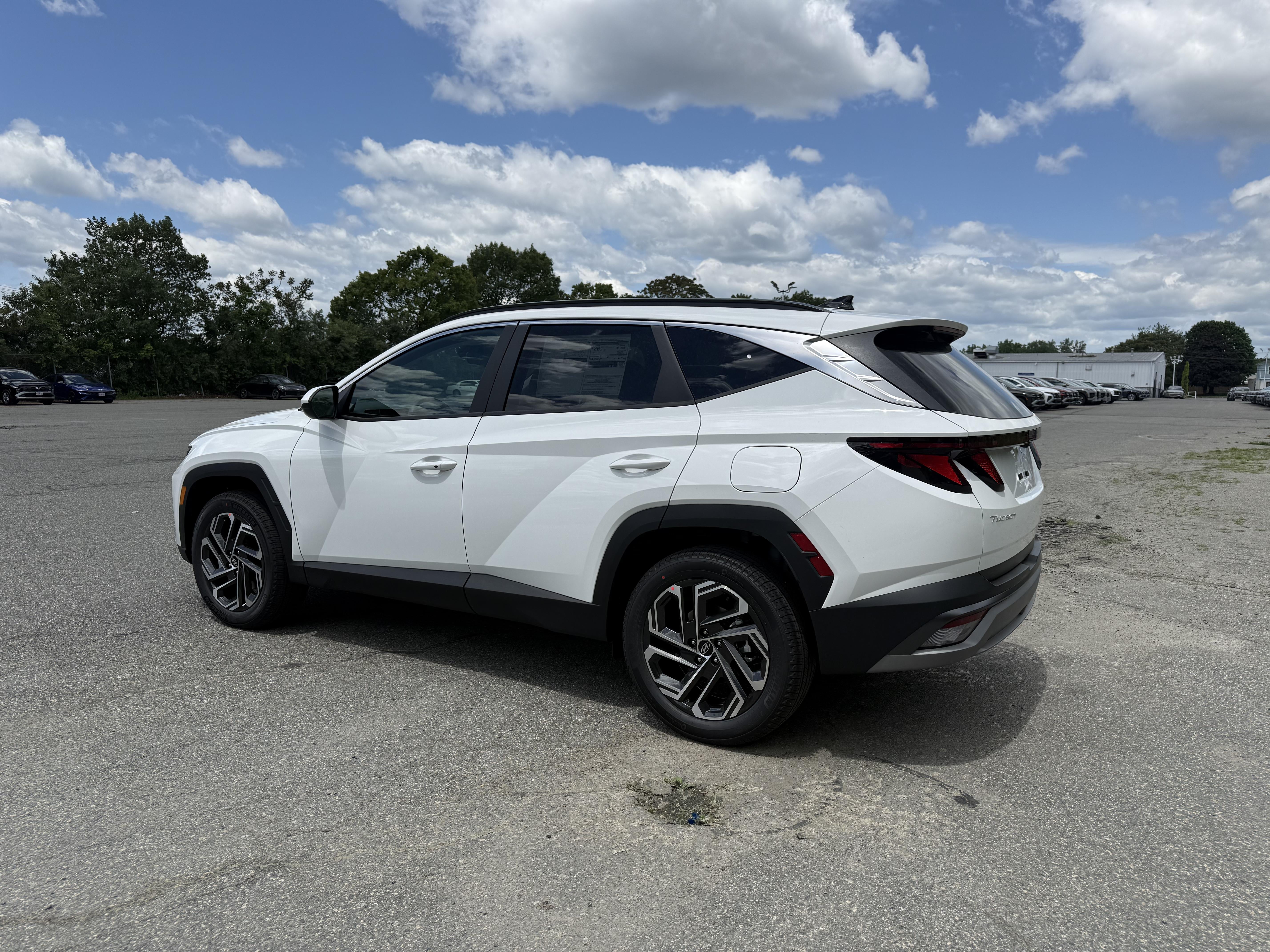 2026 Hyundai TUCSON SEL