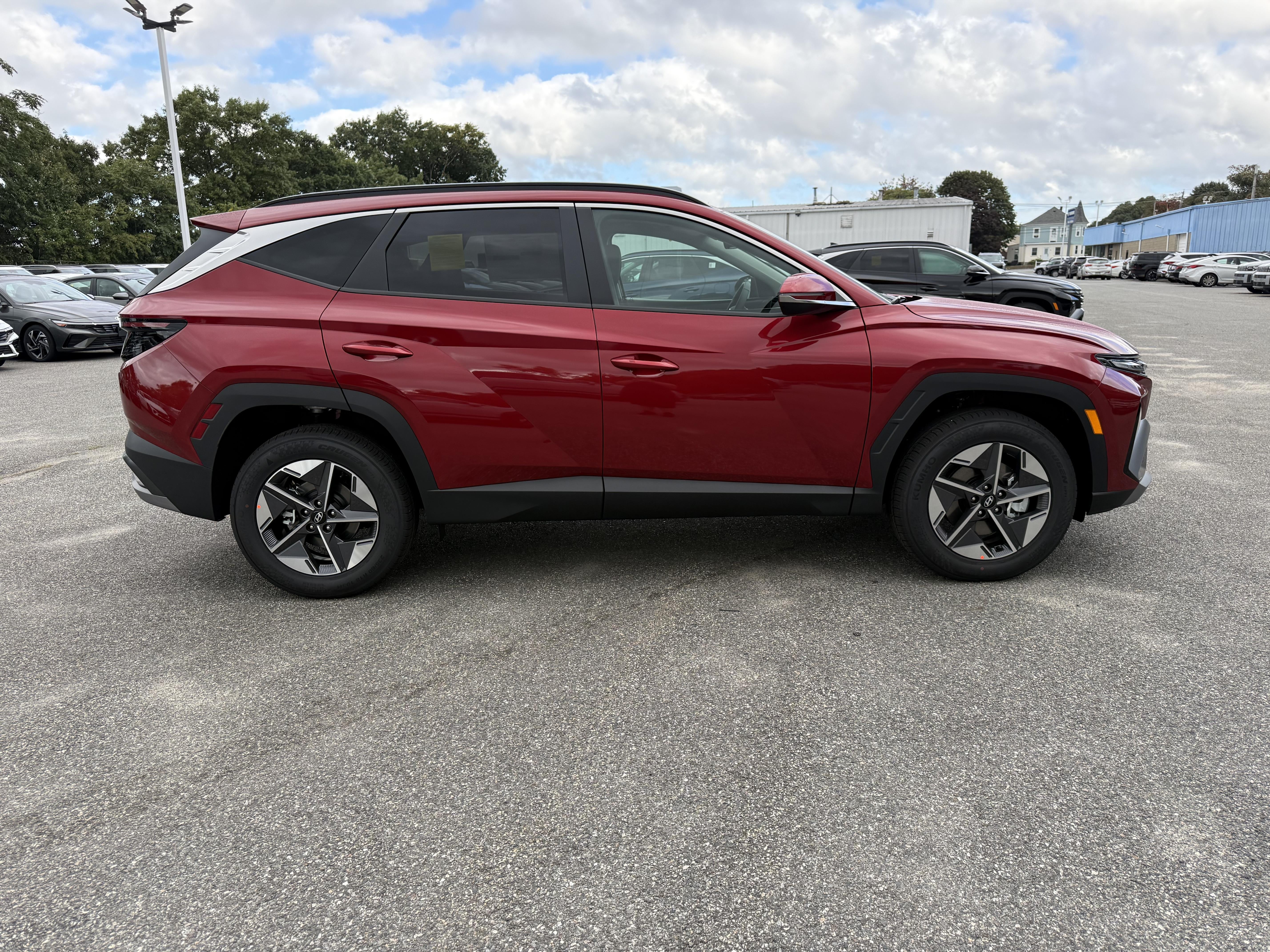 2026 Hyundai TUCSON SEL Premium