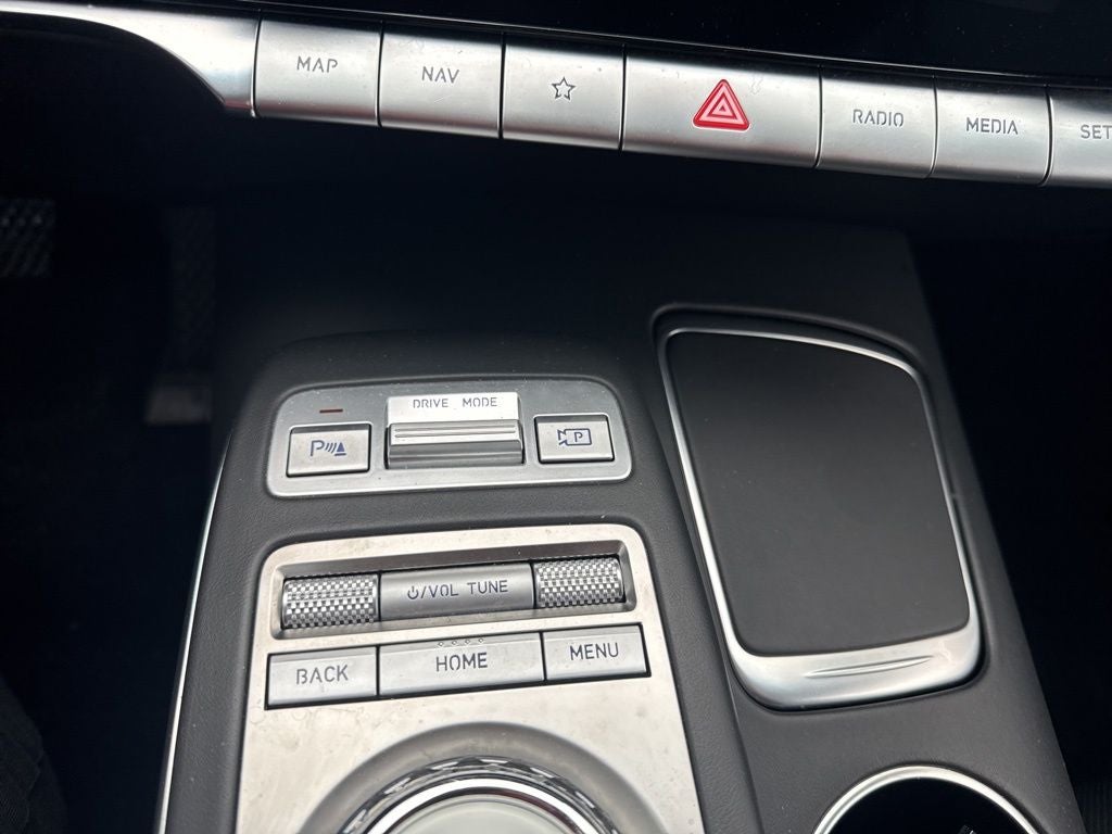 2025 Genesis GV70 2.5T