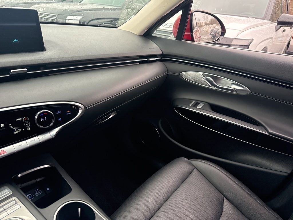 2025 Genesis GV70 2.5T