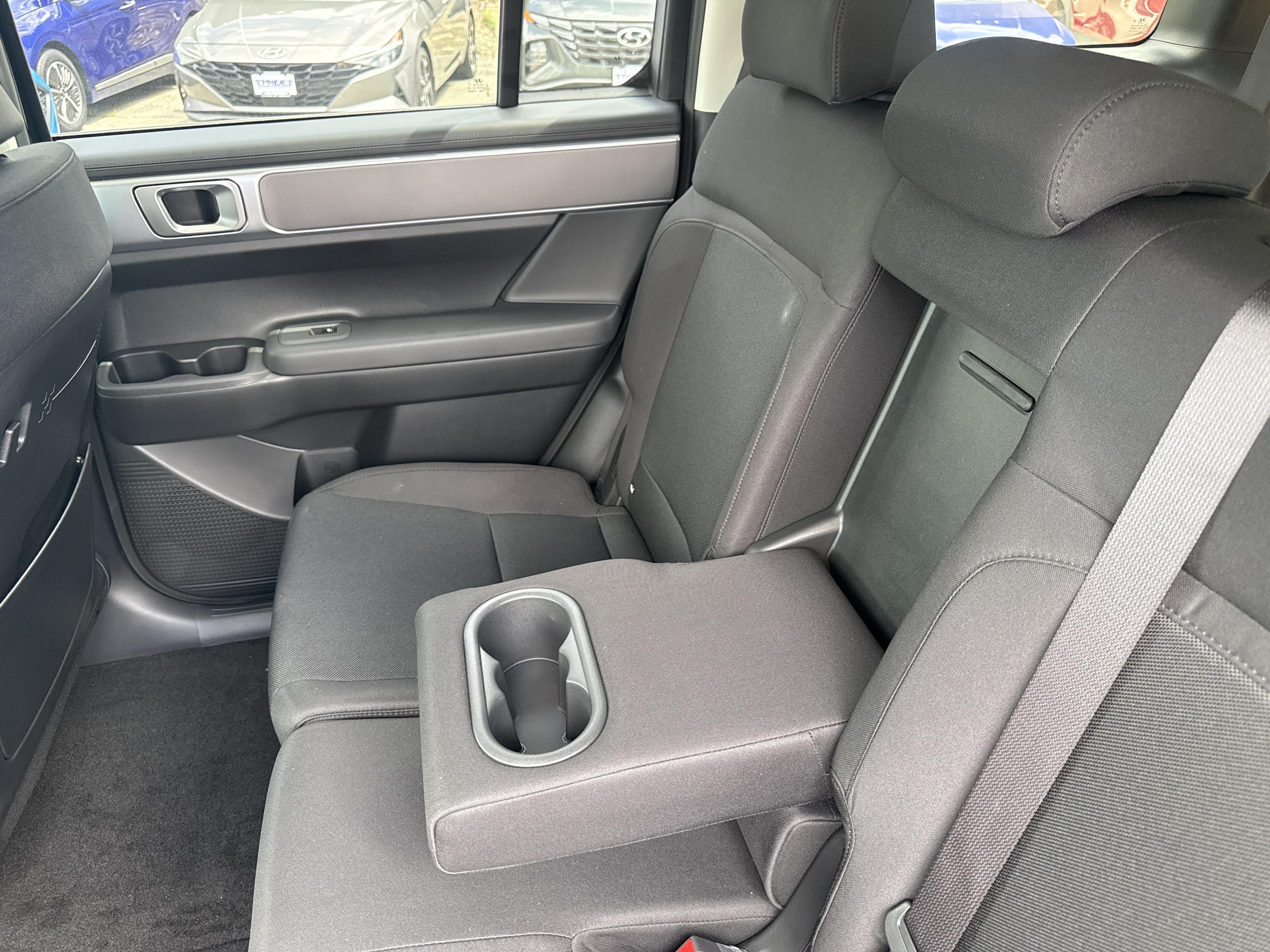 2026 Hyundai SANTA FE HYBRID SE
