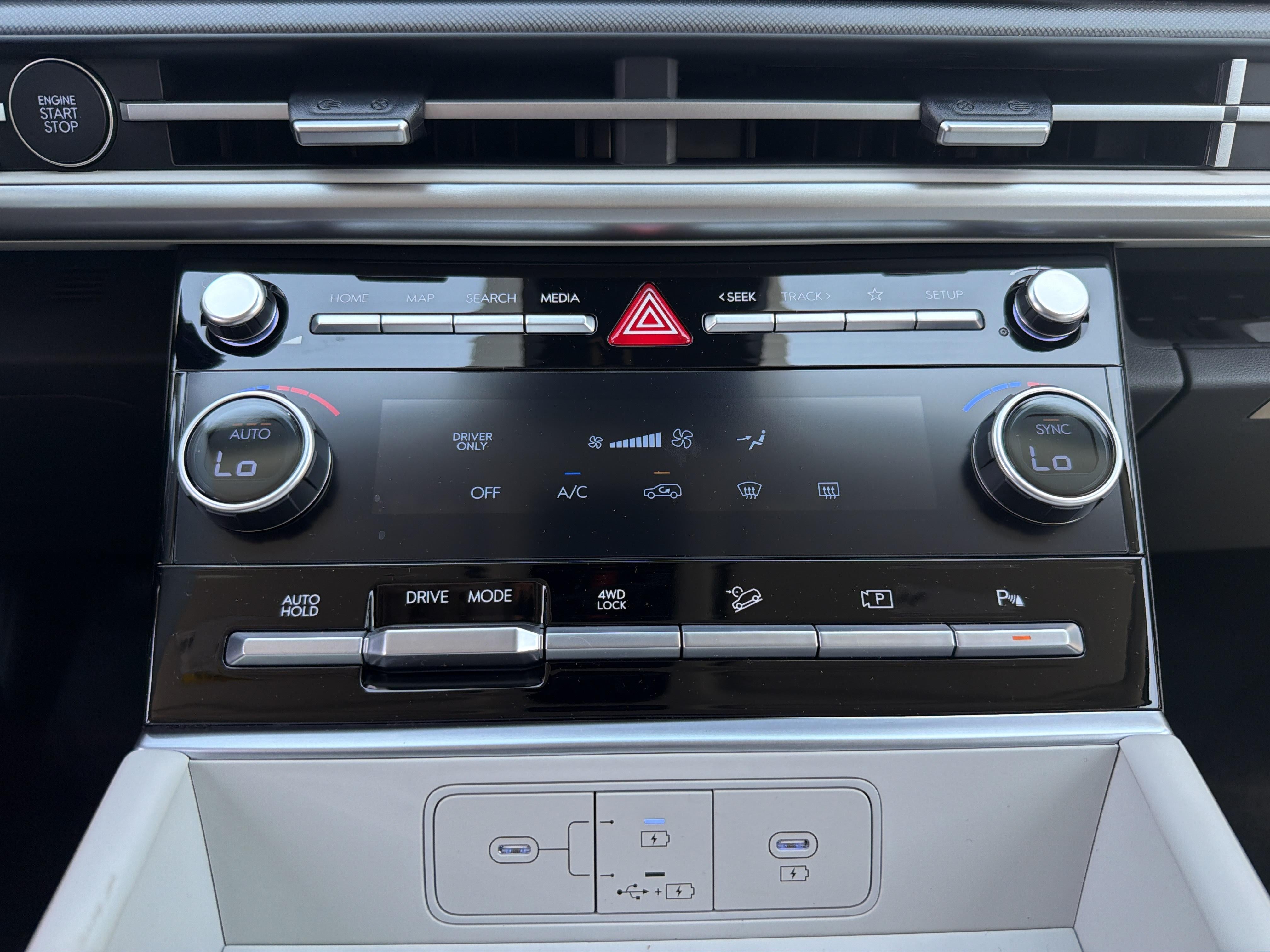 2026 Hyundai SANTA FE HYBRID SE