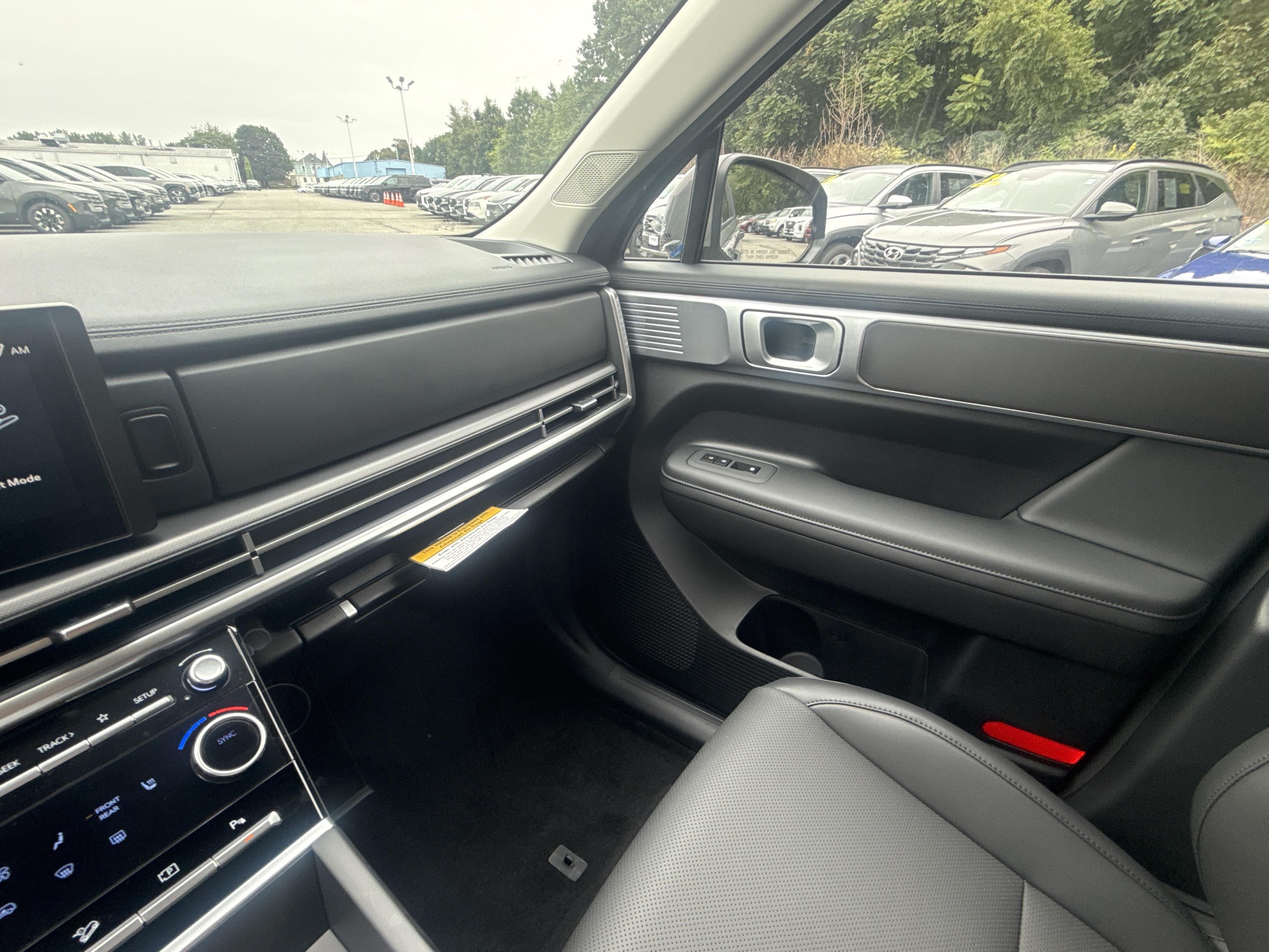 2027 Hyundai SANTA FE HYBRID SEL