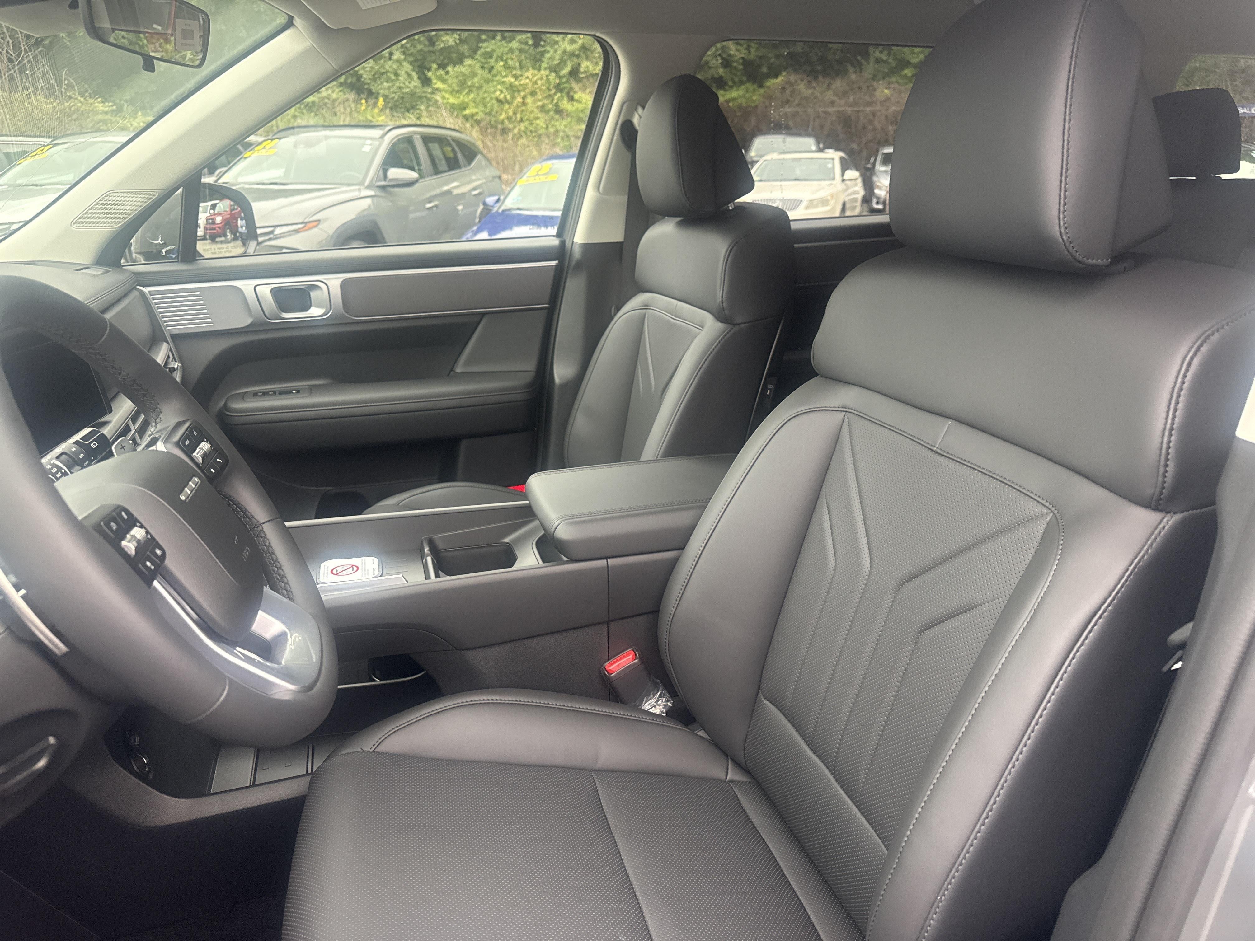 2027 Hyundai SANTA FE HYBRID SEL