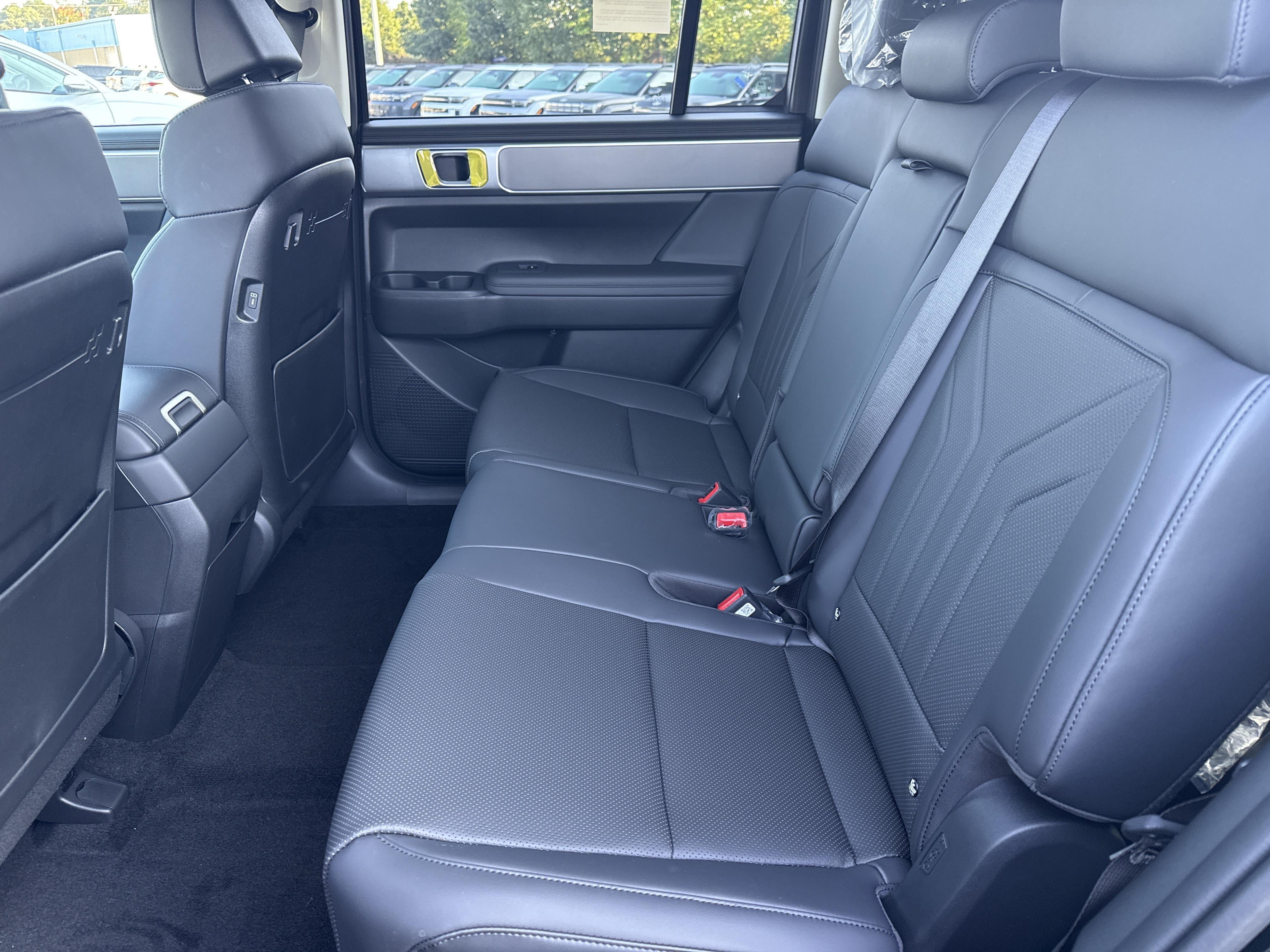 2027 Hyundai SANTA FE SEL