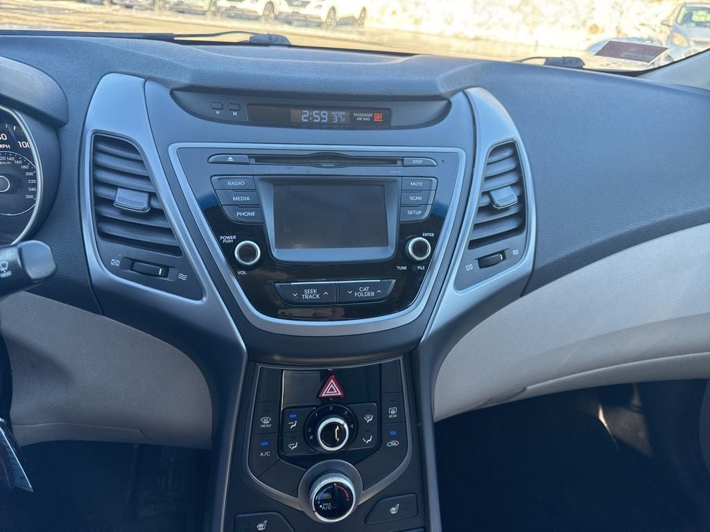 2014 Hyundai ELANTRA SE
