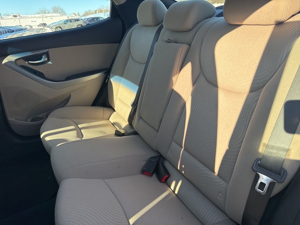 2014 Hyundai ELANTRA SE