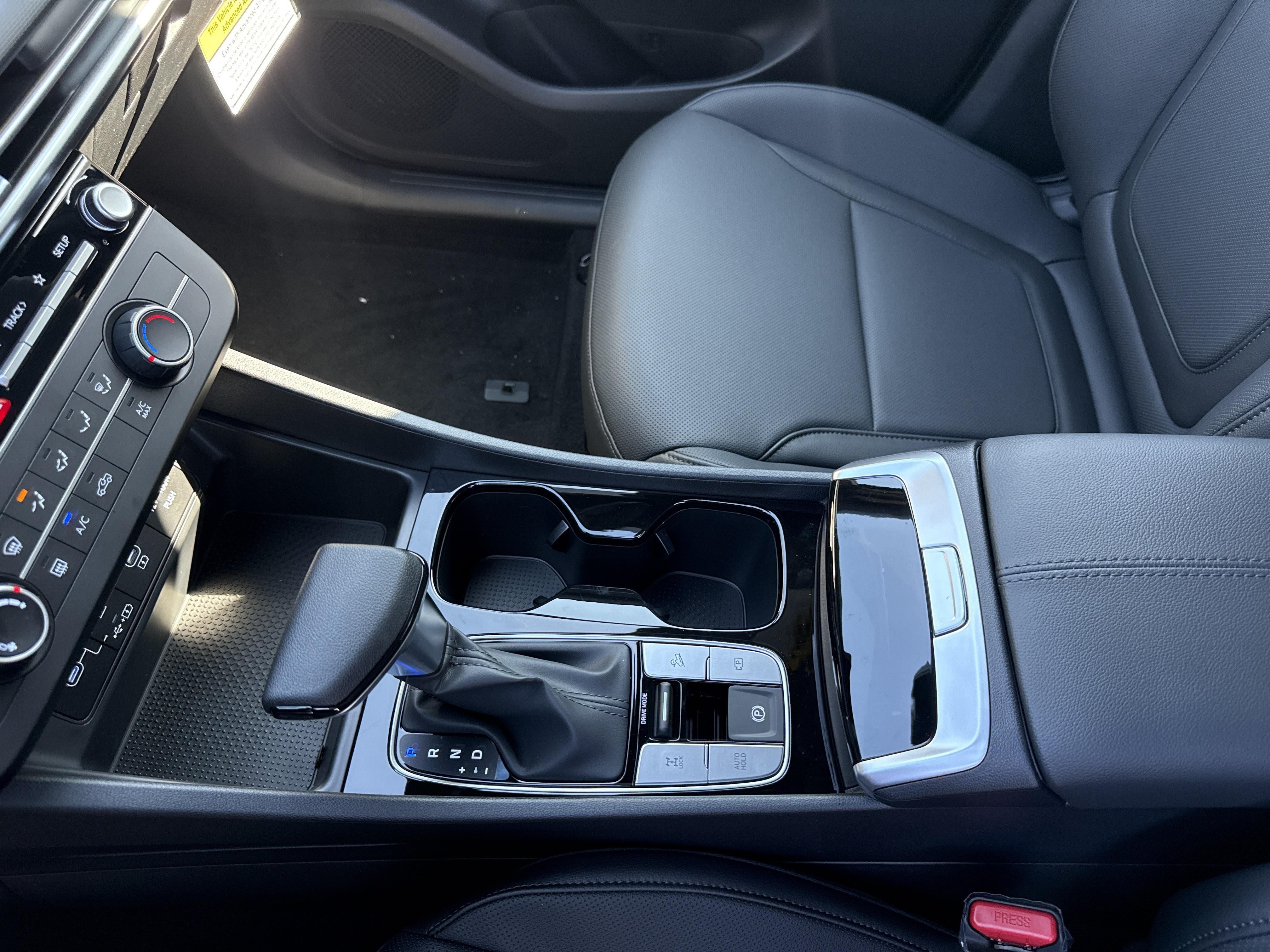 2027 Hyundai SANTA CRUZ SE